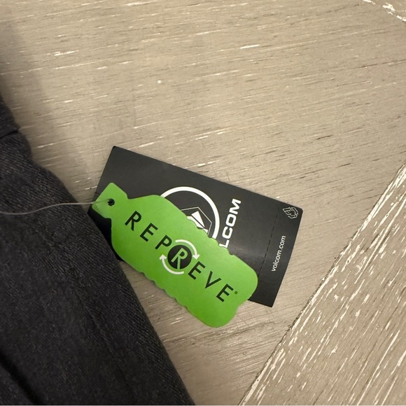 Volcom Gray Flat Front Shorts Frickin Modern Straight Chino 28 - Picture 3 of 7